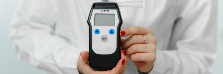 pedaal Seminarie vernieuwen Alcoholtester Kopen? De Beste Alcoholtesters van Januari 2022